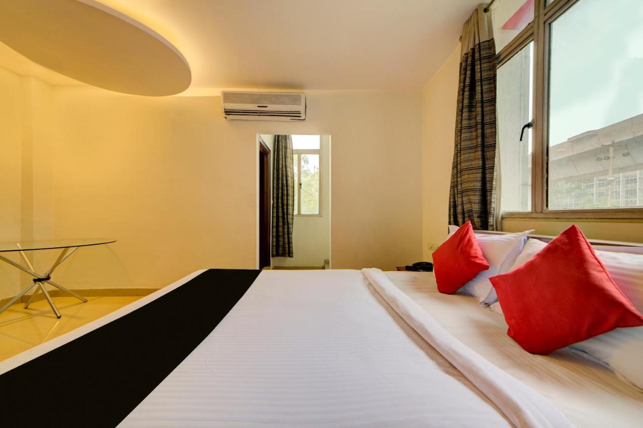 Capital O 39451 Swiss Hotel Gstaad Hyderabad Exterior photo