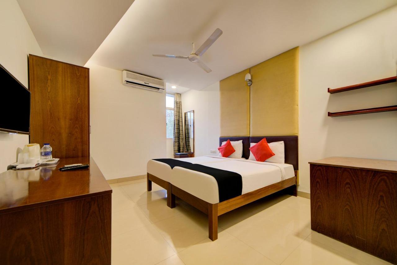 Capital O 39451 Swiss Hotel Gstaad Hyderabad Exterior photo