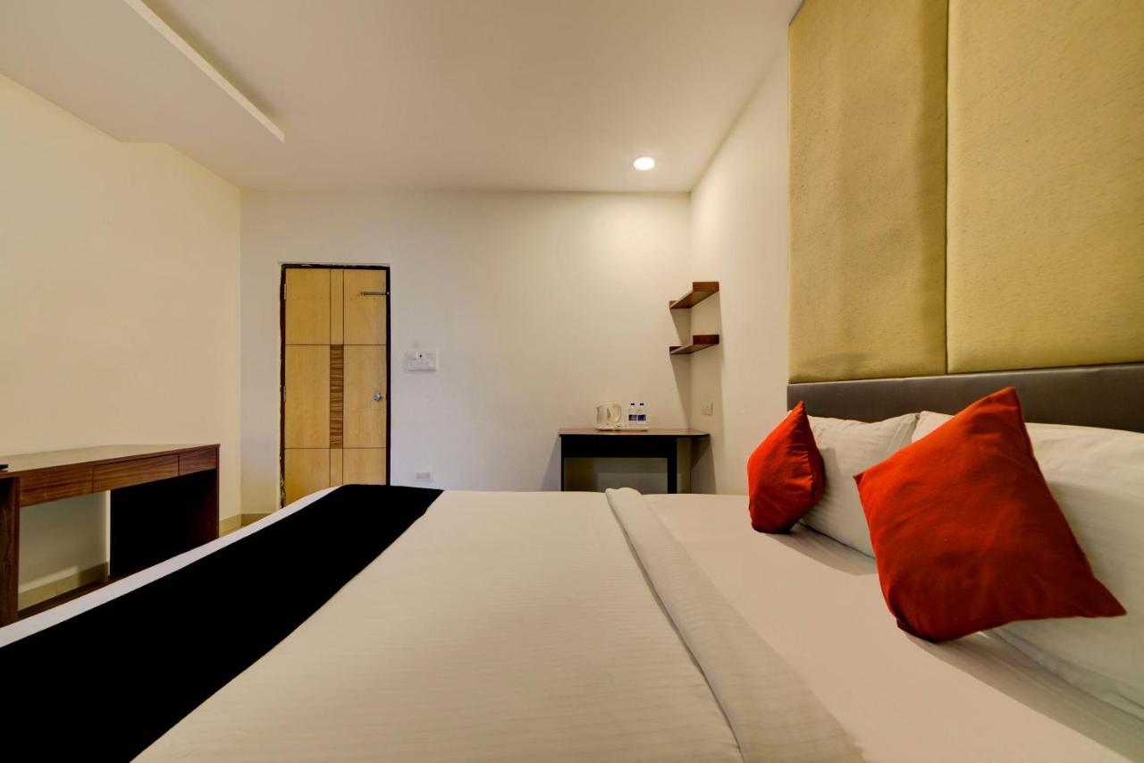 Capital O 39451 Swiss Hotel Gstaad Hyderabad Exterior photo